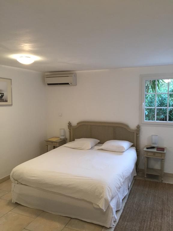 Superb Villa With Private Pool Saint-Paul-de-Vence Ruang foto